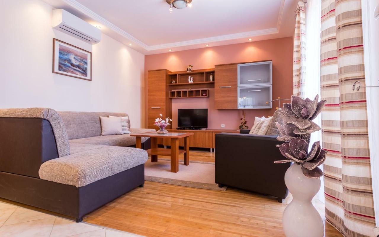 Apartment Smilja Malinska Kültér fotó