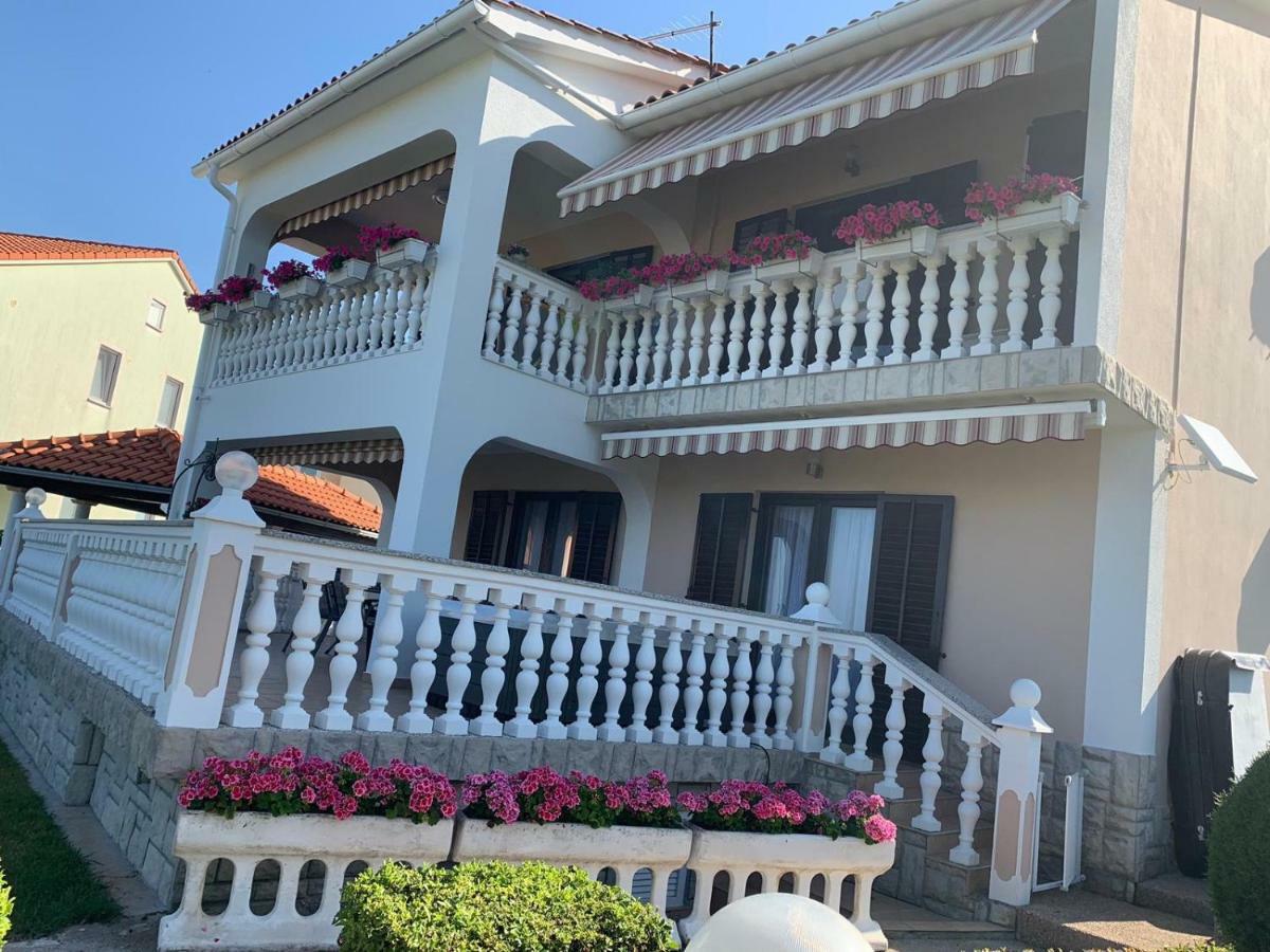 Apartment Smilja Malinska Kültér fotó